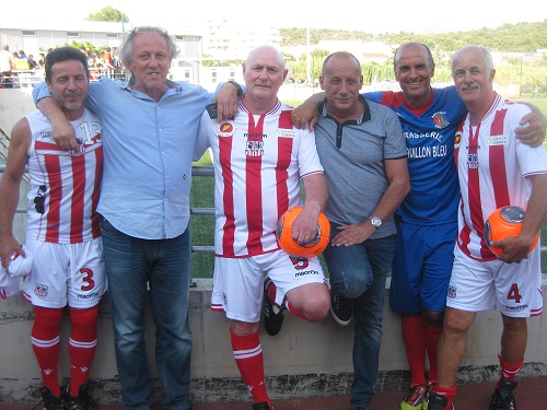 Des rencontres amicales Poitiers - Activite